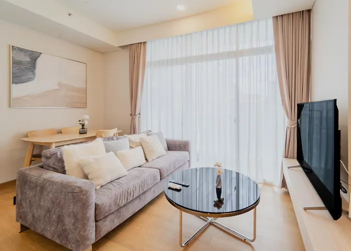 Panoramic 2br Ekkamai With Infinity Pool Aparthotel 3*