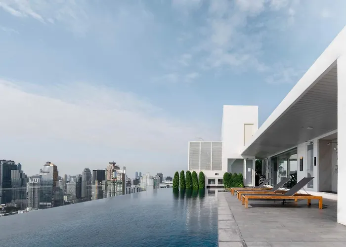 Panoramic 2br Ekkamai With Infinity Pool Aparthotel 3*