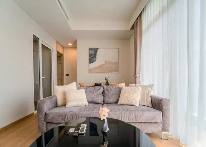 Aparthotel Panoramic 2br Ekkamai With Infinity Pool Bangkok